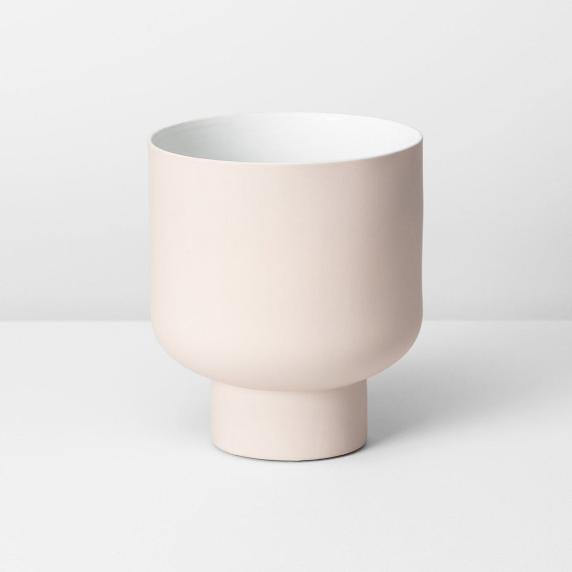 Fergus Planter Nude by Middle of Nowhere - Toast and honey studio